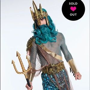 Aquaman costume and temporary full torso tattoos